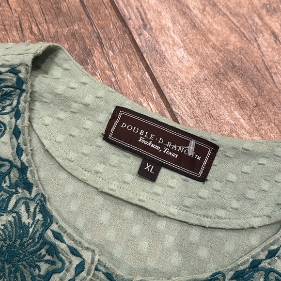 Double D Ranch Rose Scroll Top Boho Blouse Green size XL - Picture 4 of 7